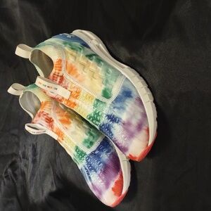 Unisex Mens Size 9 Womens 10.5 UA HOVR Phantom Slip “Pride” TD Shoe 3022791-400